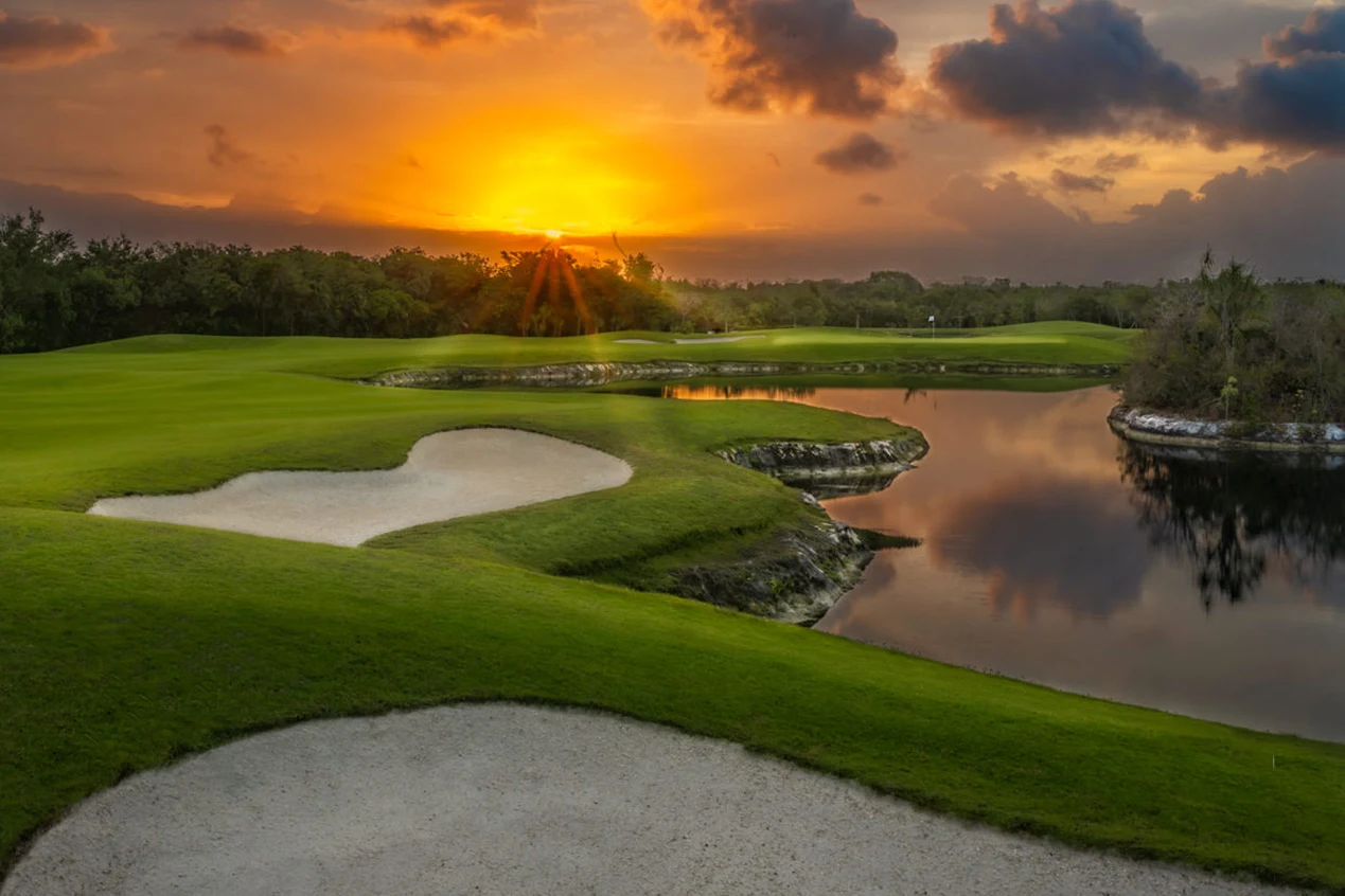 2_TheClub_12_1269x846 (2)